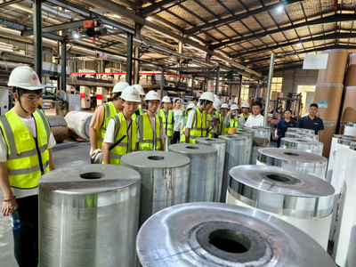 青苗材子入林海 在智造、紅色與綠色的交響中淬煉鋼鐵初心